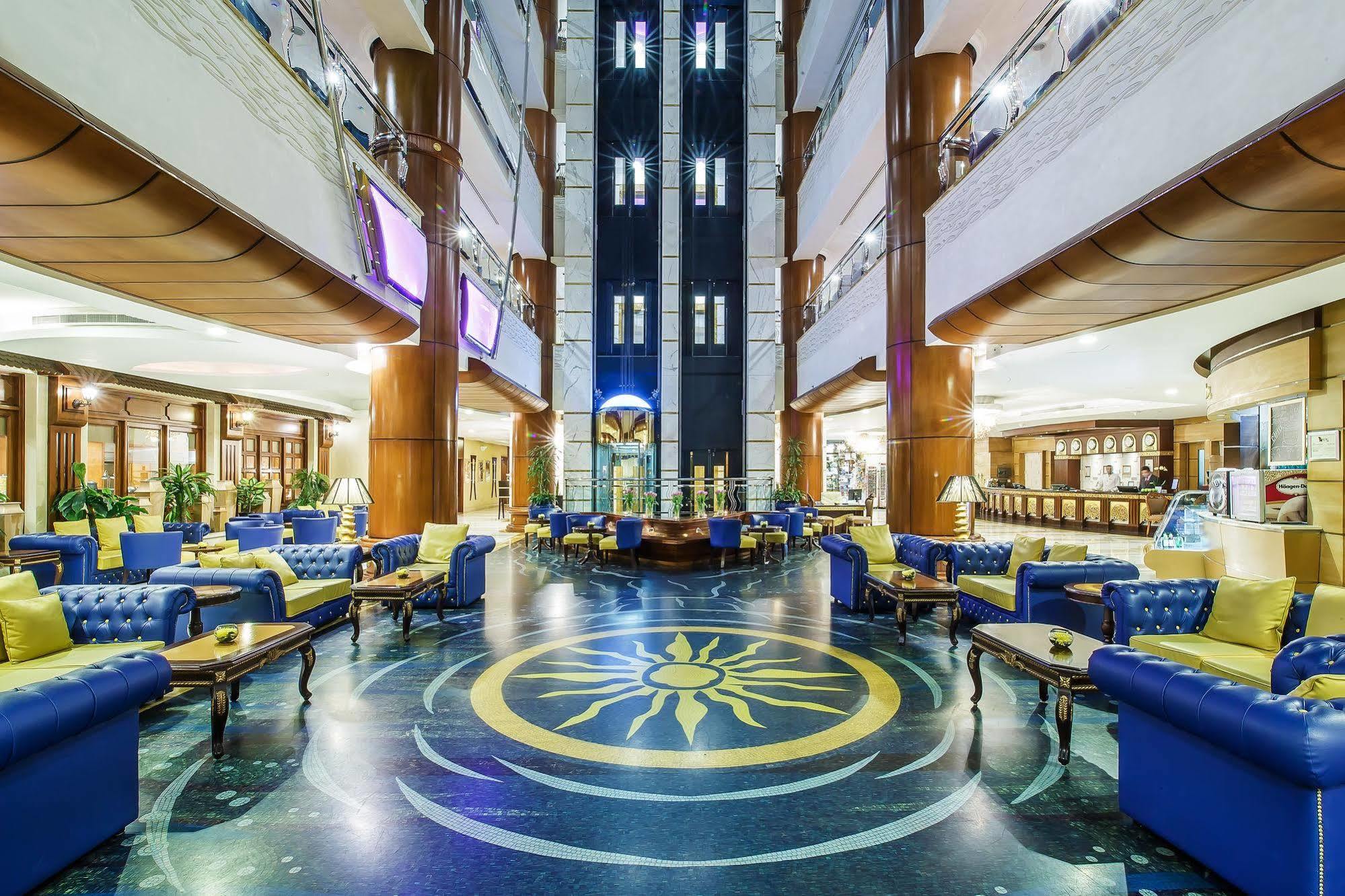 Grand Excelsior - Bur